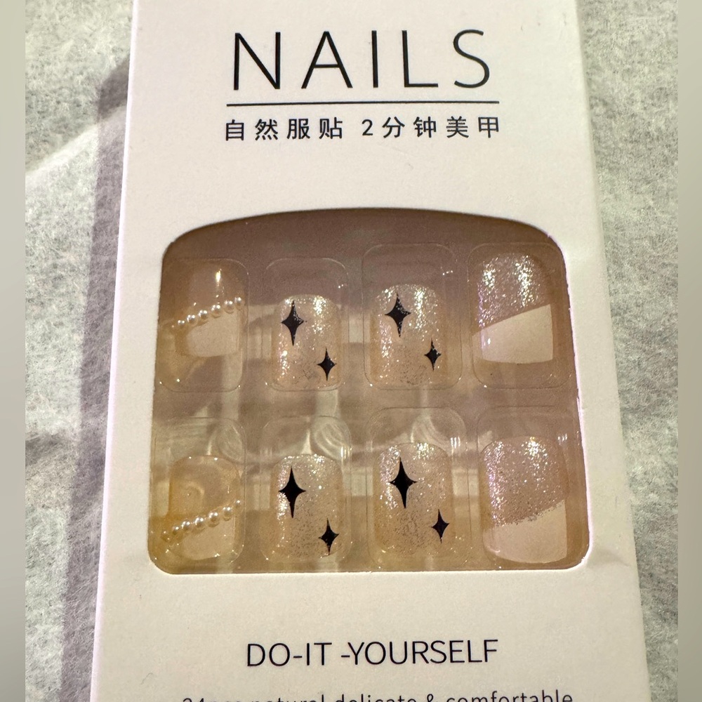 Press on Nail